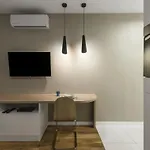 Moduo By Executive