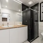 Moduo By Executive * وارسو