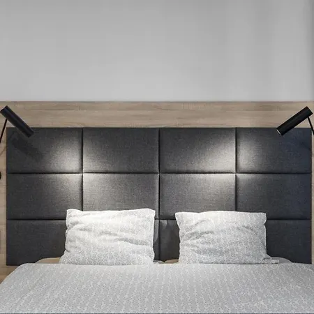 Moduo By Executive *